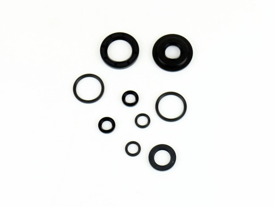 Engine Oil Seals Kit HONDA FES SILVERWING 125/150 '07-'10, NES 125/150 '00-'01, PES 125/150 '06-'10, SH 125/150 '01-'12, KEEWAY OUTLOOK 125/150 '07-'11, Athena