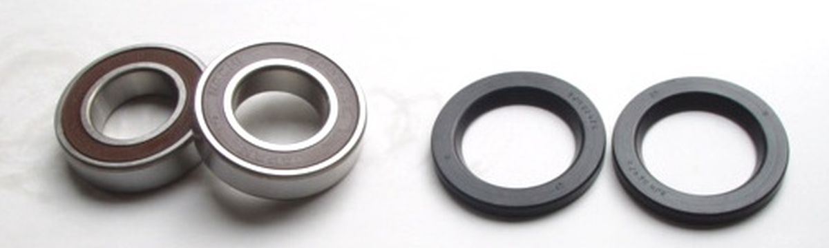 FRONT WHEEL BEARINGS WITH SEALS KAWASAKI ZX 900 '00-'03, ZR 1000 '03-'09, '06-'11, 1200 '00-'05, ZX/ZZR 1400 '06-'07, '08-'17 (MADE IN JAPAN)
