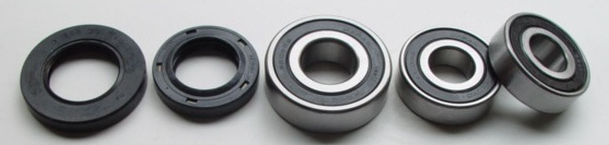 REAR WHEEL BEARINGS WITH SEALS HONDA NX 500 '88-'99, VTR 250 '09, XL 600V TRANSALP '91-'96, FMX 650 '05-'06, FX '99-'00, '88-'02, SLR '97-'98, XRV AFRICA TWIN '88-'89 (MADE IN JAPAN)