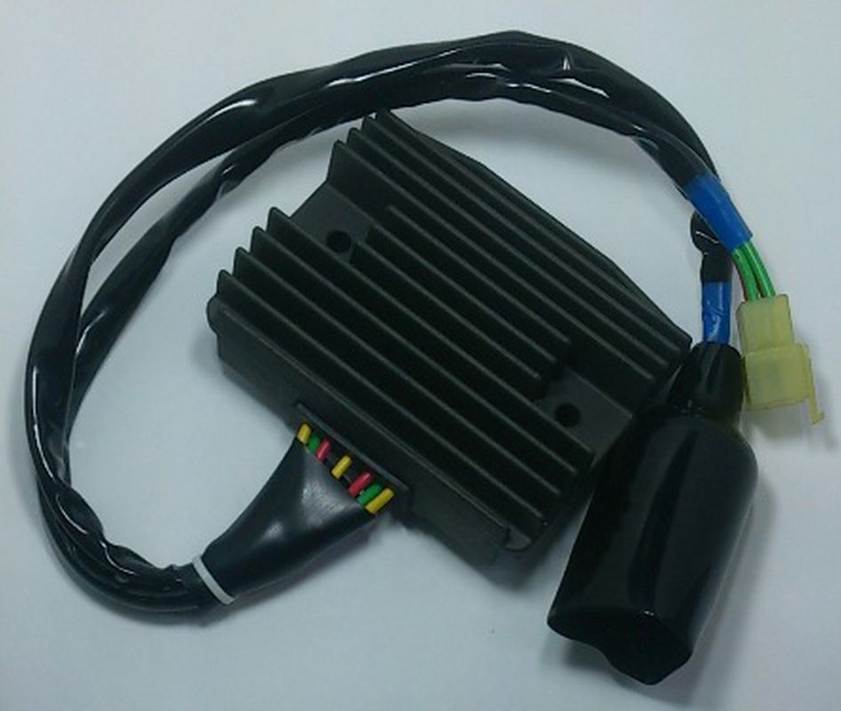 VOLTAGE REGULATOR HONDA HONDA CB 900F HORNET '04-'07 (OEM: 31600-MCZ-D11; 31600-MCZ-D10) (MADE IN JAPAN)