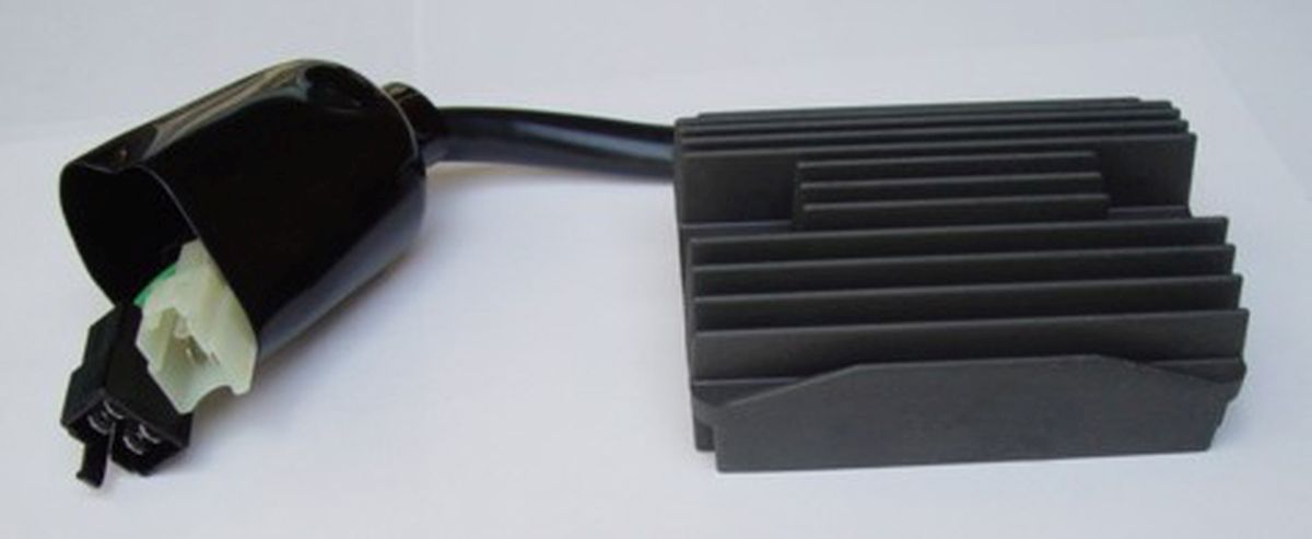 VOLTAGE REGULATOR HONDA VFR 800 '98-'99 (OEM: 31600-MBG-305) (MADE IN JAPAN)