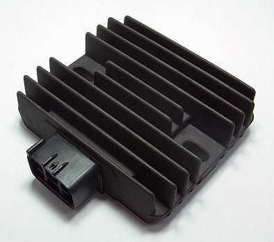 VOLTAGE REGULATOR KAWASAKI ER6 F/N '06-'11, KLE 650 '07-'11, Z 750/1000, KVF 750`05-07, VN900 (MADE IN JAPAN)