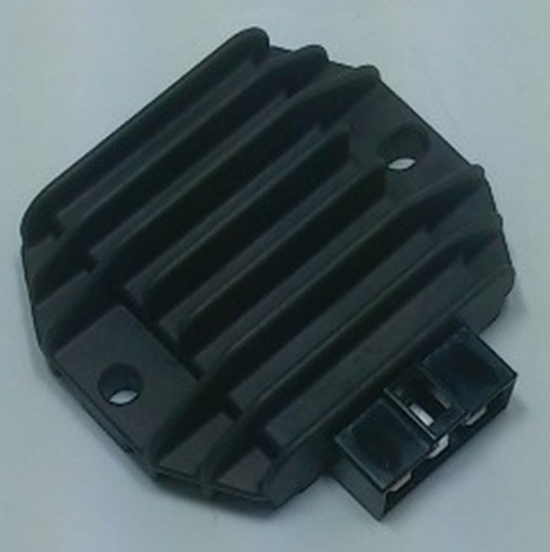 VOLTAGE REGULATOR SUZUKI DR 650SE '96-'19, XF 650 FREEWIND '97-'01, 800S '91-'97 (OEM: 32800-32E00) (MADE IN JAPAN)