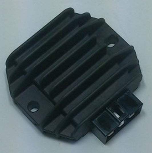VOLTAGE REGULATOR SUZUKI DR 650SE '96-'19, XF 650 FREEWIND '97-'01, 800S '91-'97 (OEM: 32800-32E00) (MADE IN JAPAN)