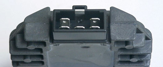 VOLTAGE REGULATOR YAMAHA YP 125R '10-'11, YZF 125 '08-'09, 250 MAJESTY '98-'01, XP 500 T-MAX '01-'03, FZR 600R '94-'99, '95-'07, R6 '99-'02, SZR 660R '95-'97, XT 600Z '94-'96, XVS 650 '97-'99, TDM 850 '96-'01, R1 '98-' (MADE I